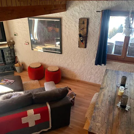 Master Bedroom - Lodge
