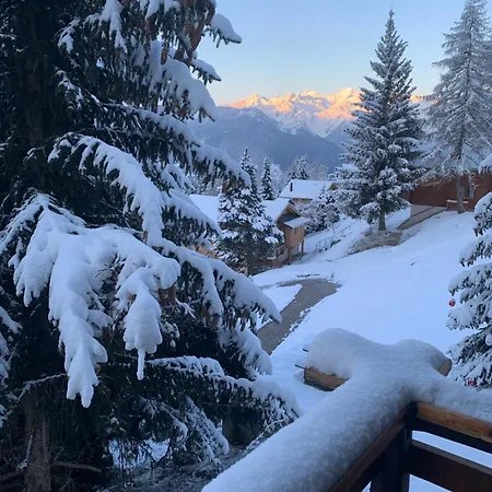 Master Bedroom - Verbier